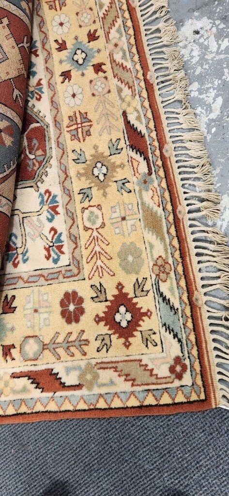 NEW Yoruk Style Turkey Rug Fringed 10.5 x 6.8'
