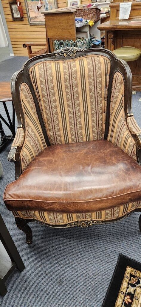Quality Chair Paul Robert Leather w/Stripe Ornate Wood